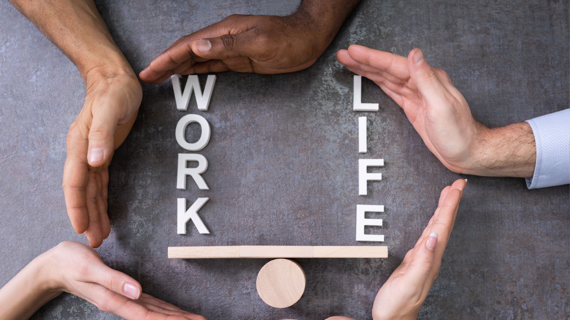 Mengatur waktu kerja dan istirahat sebagai cara menjaga work life balance